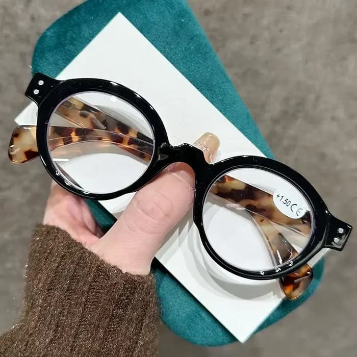 Lunettes de lecture simples à la mode