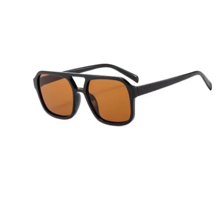 1 paire de lunettes à la mode pour femmes avec un style rétro éternel