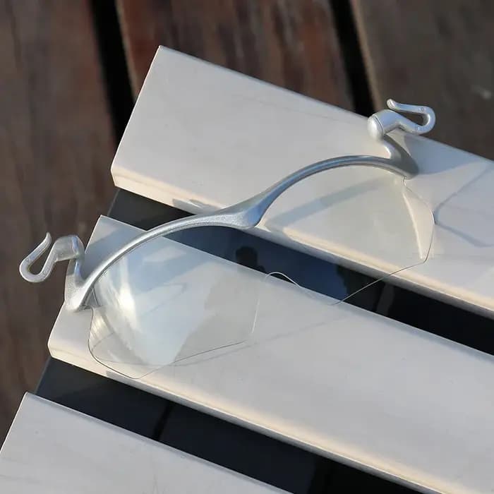 Lunettes de soleil réglables avec pince à chapeau