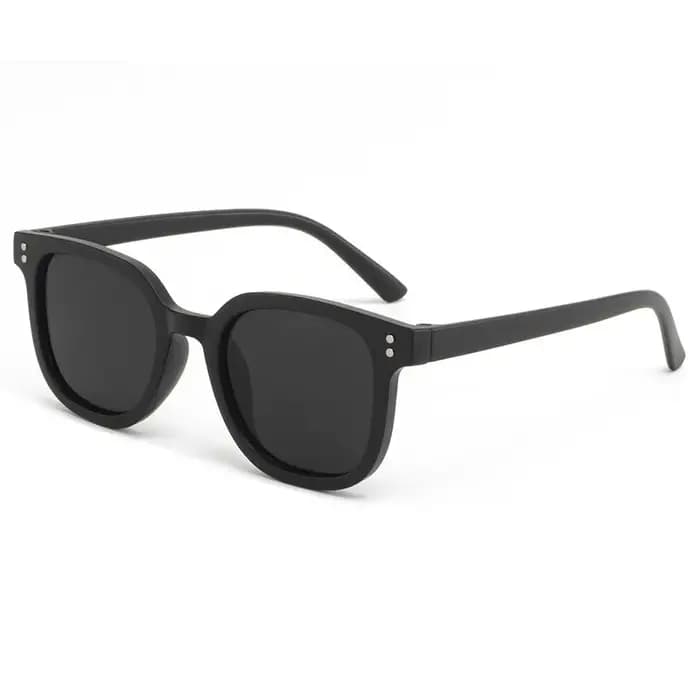 Nouvelles lunettes de soleil pour enfants