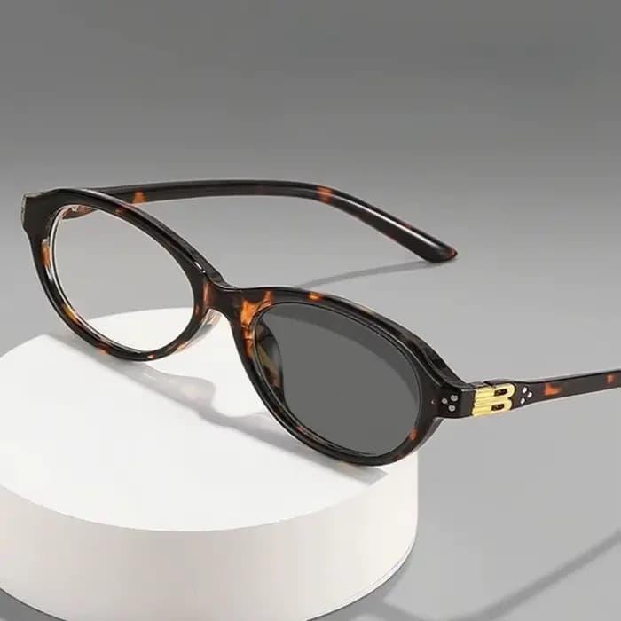 Lunettes photochromiques sur ordonnance pour femmes et hommes