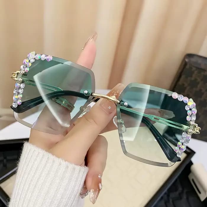 1 paire de lunettes à verres dégradés carrés sans cadre pour femmes à la mode avec décoration en cristal et matériau métallique