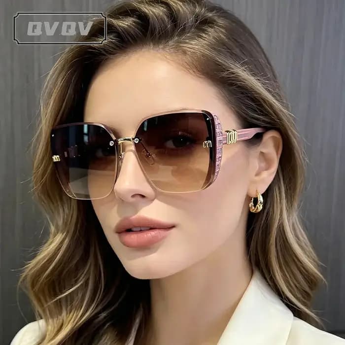 QVQV Lunettes de soleil carrées de luxe pour femmes, de haute qualité, avec lettres, style vintage, tendance, pour la conduite, Gafas De Sol