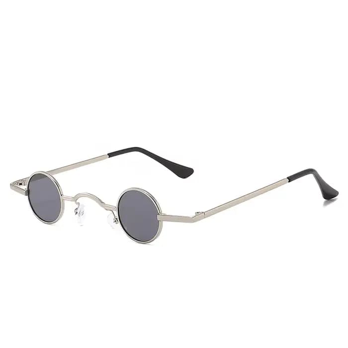 Lunettes de soleil rondes rétro de style populaire