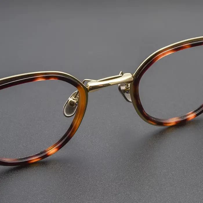 Lunettes en acétate + purTitannium faites à la main