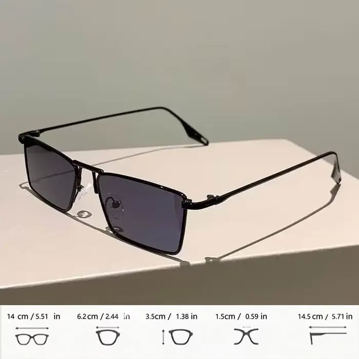 Lunettes de soleil rétro années 90