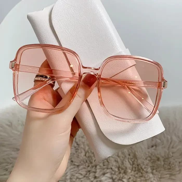Lunettes de soleil dégradées 2026 pour femmes – Style rétro carré tendance