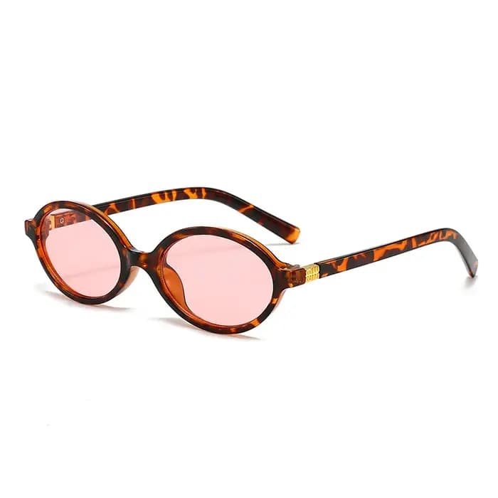 Une paire de lunettes PC ovales rétro pour hommes et femmes, conçues pour les visages fins, polyvalentes pour diverses scènes intérieures.