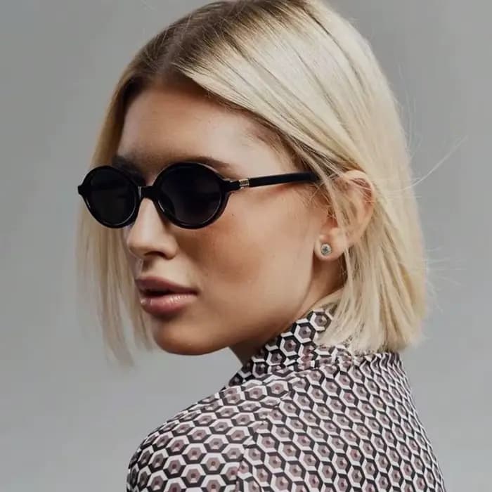 1 paire de lunettes rondes noires à la mode pour femmes