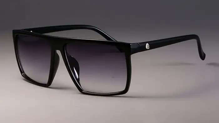 Lunettes de soleil tendance tête de mort, monture carrée de haute qualité, grande monture rétro, verres colorés pour hommes et femmes