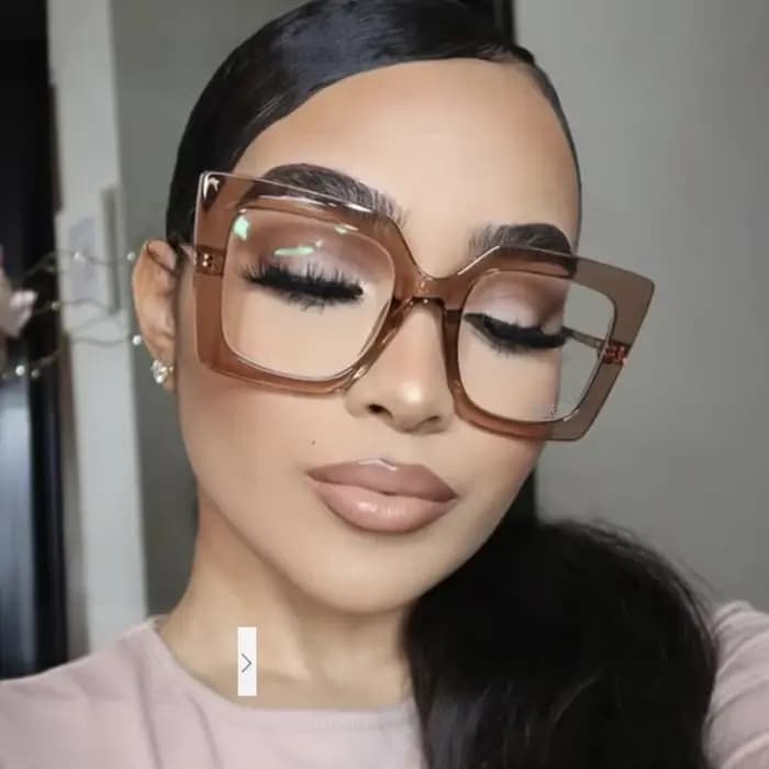Lunettes à monture transparente surdimensionnée