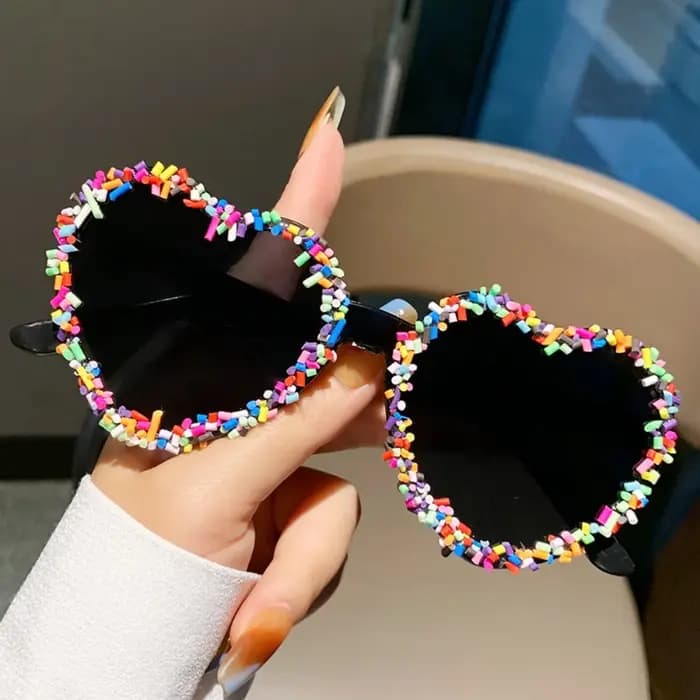 Lunettes de soleil vintage de luxe tendance