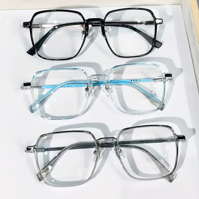 Lunettes carrées tendance grande taille