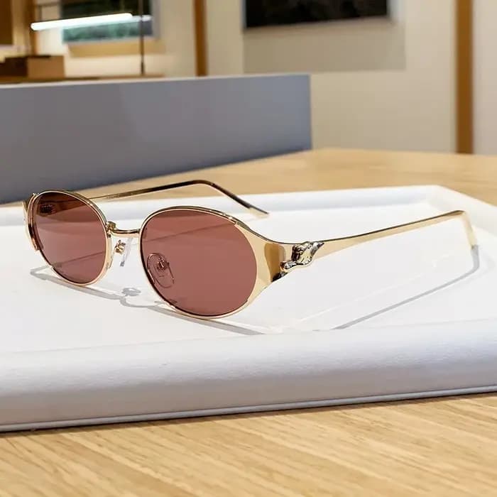 Nouvelles Lunettes de Soleil de Luxe de Marque Tendance pour Femme 2026 – Monture Métallique Ovale Style Punk pour Voyage et Fête