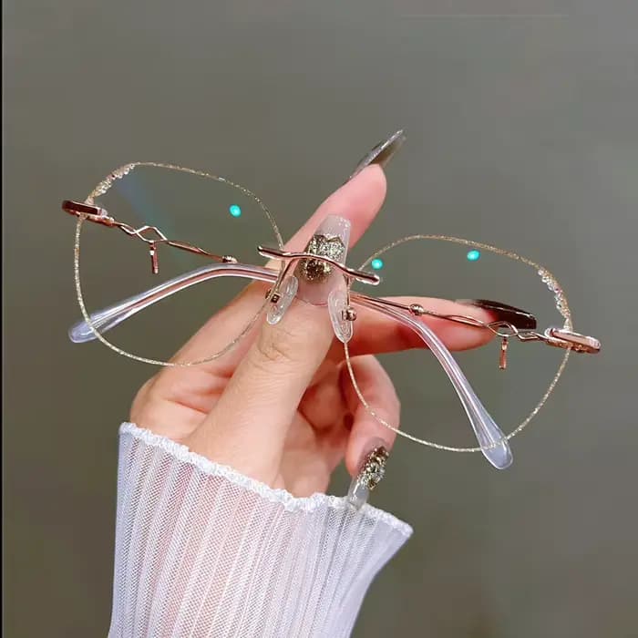 Lunettes Anti-lumière bleue pour femmes, verres très clairs, pour myopie, mode astigmatisme, monture