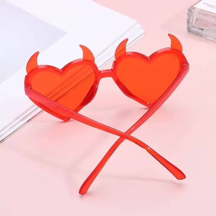 Lunettes de soleil oreilles de diable en forme de cœur pour femmes et hommes