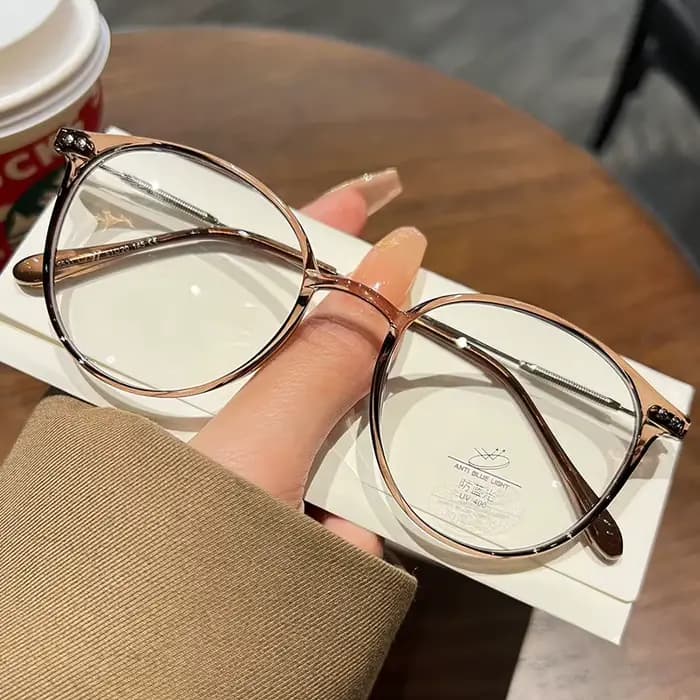 Lunettes de myopie pour femmes et hommes