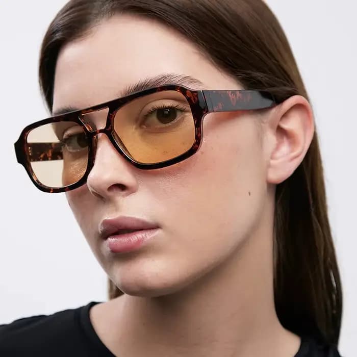 Grandes lunettes de soleil carrées 2025