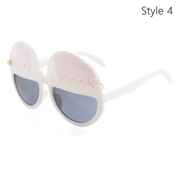 Lunettes de soleil tendance en forme d'ananas