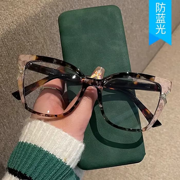 Lunettes tendance pour femmes