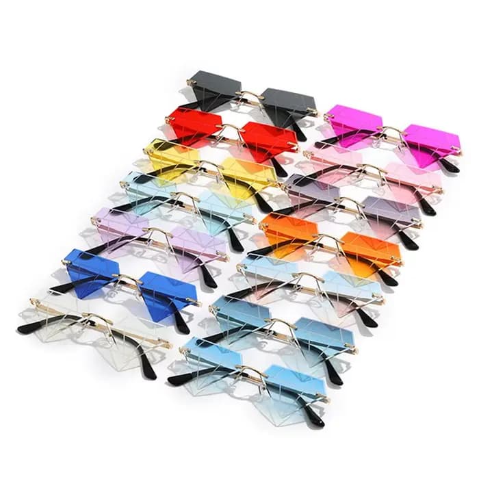 Lunettes de soleil Design en forme de diamant pour femmes et hommes