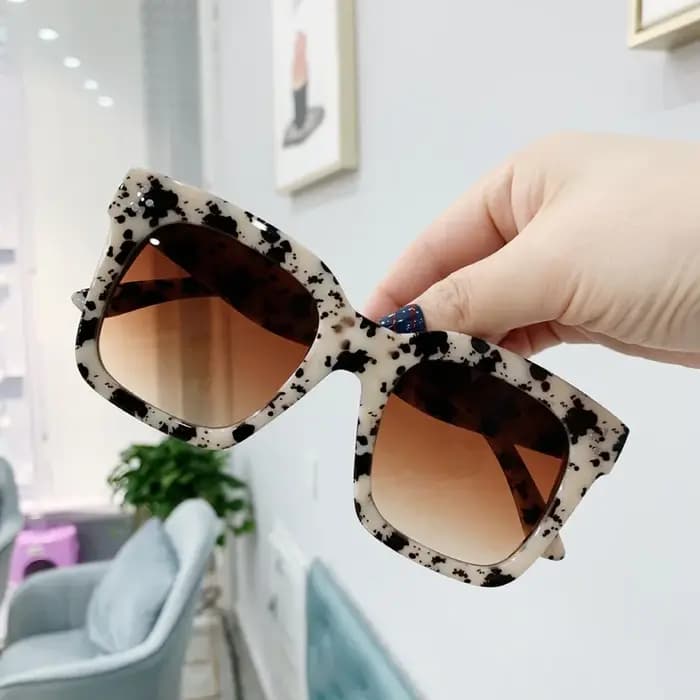 Classique rétro surdimensionné lunettes De soleil femme marque Vintage voyage grand cadre carré lunettes De soleil pour femme Oculos Lunette De Soleil